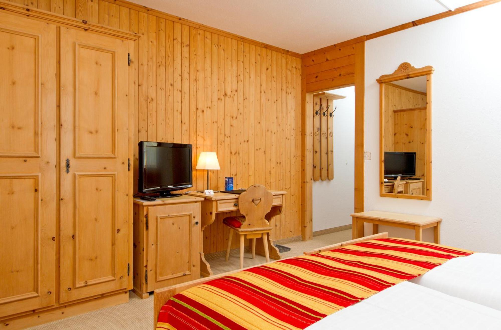 Edelweiss Swiss Quality Hotel Sils Maria Værelse billede